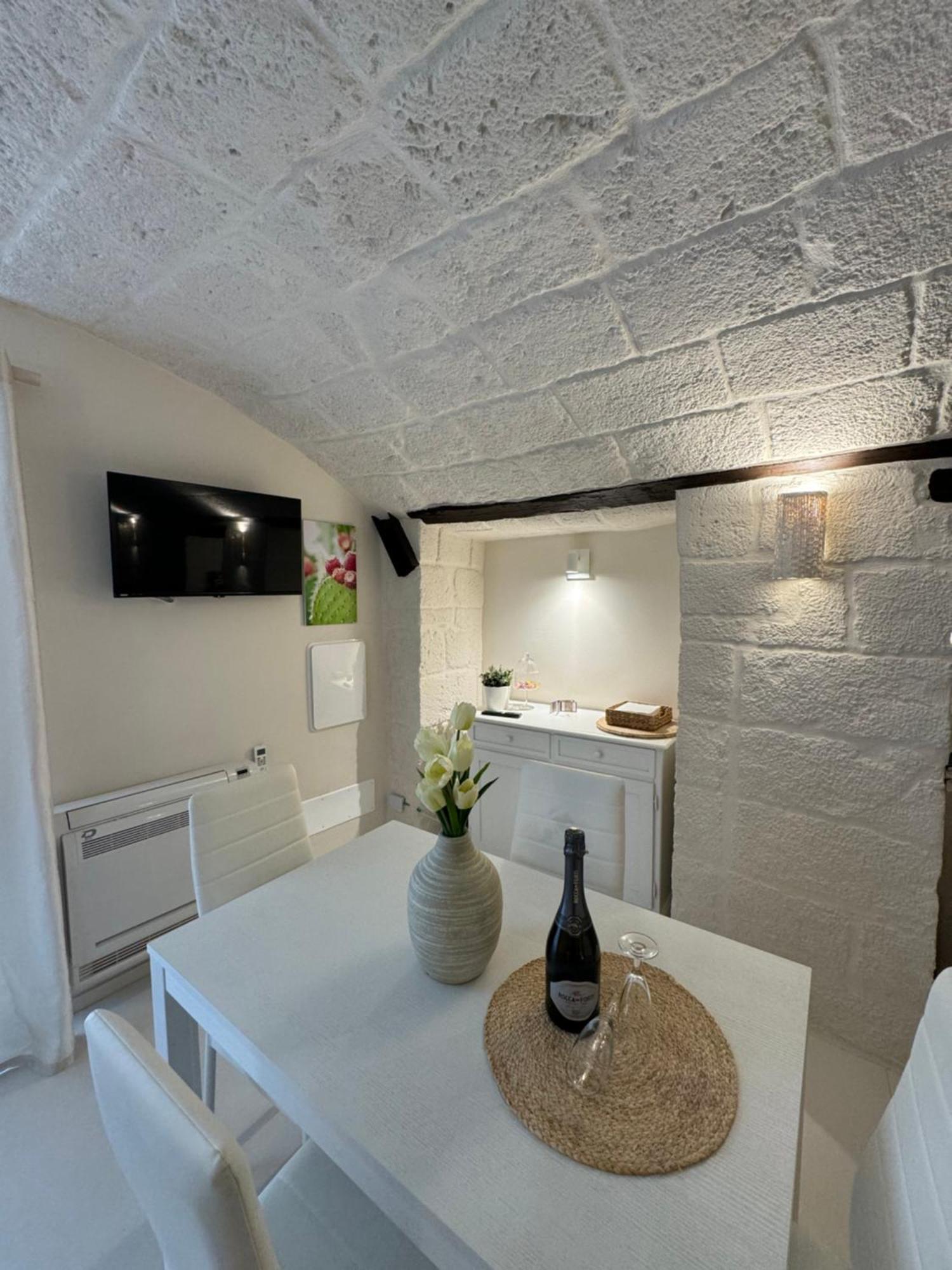 Mia House Apartment Монополи Экстерьер фото
